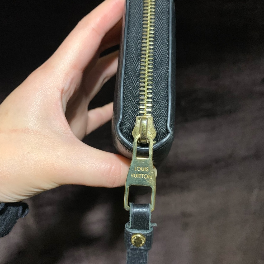 Louis Vuitton Black Monogram Empreinte Leather Zippy Wallet